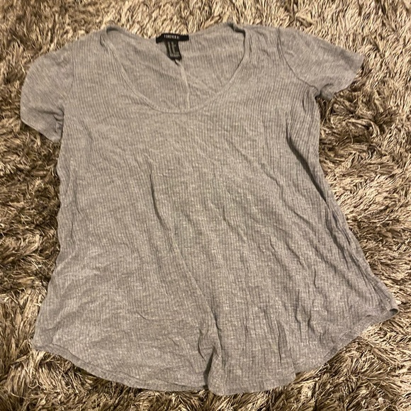 T-shirt - Picture 1 of 2